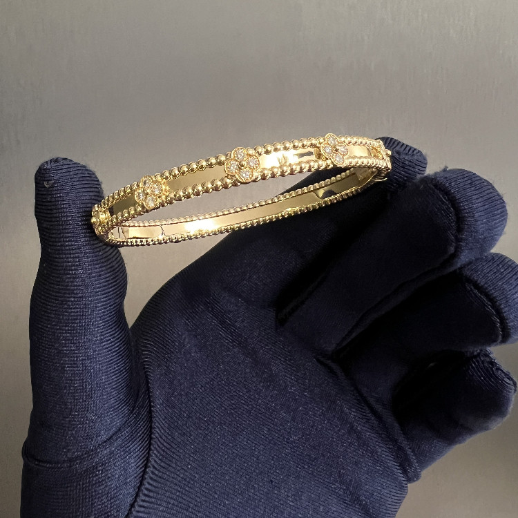 珠宝高级定制18K黄金白金窄版万花筒梅花珠边天然钻石手镯手环