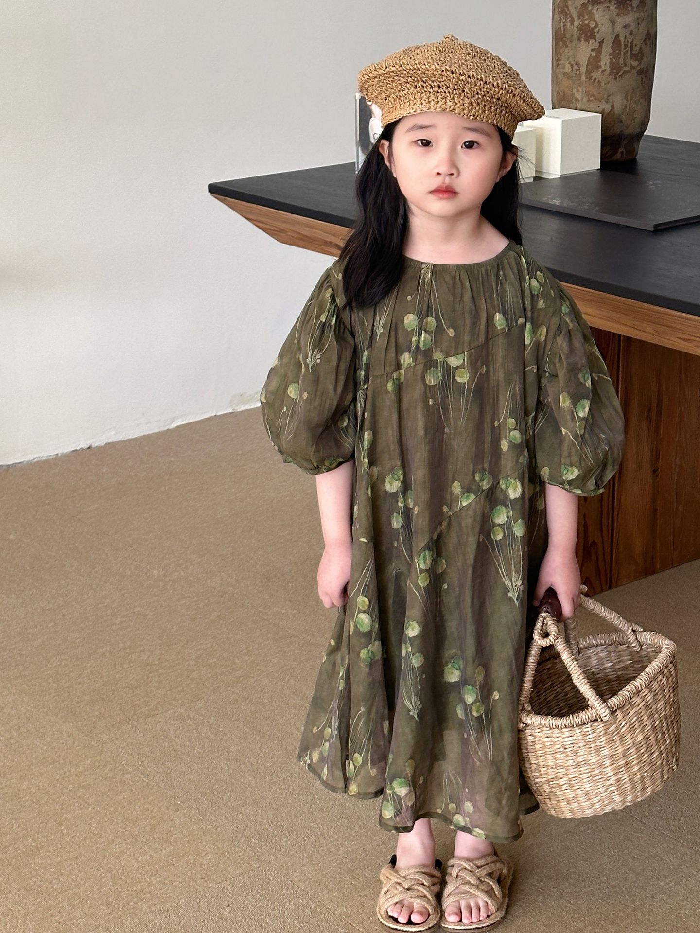 2024春霞新款儿童套头泡泡袖长款连衣裙复古印花雪纺韩版女童装