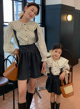 Mino家秋季亲子装韩版母女装可爱俏皮波点衬衫牛仔背带裙套装