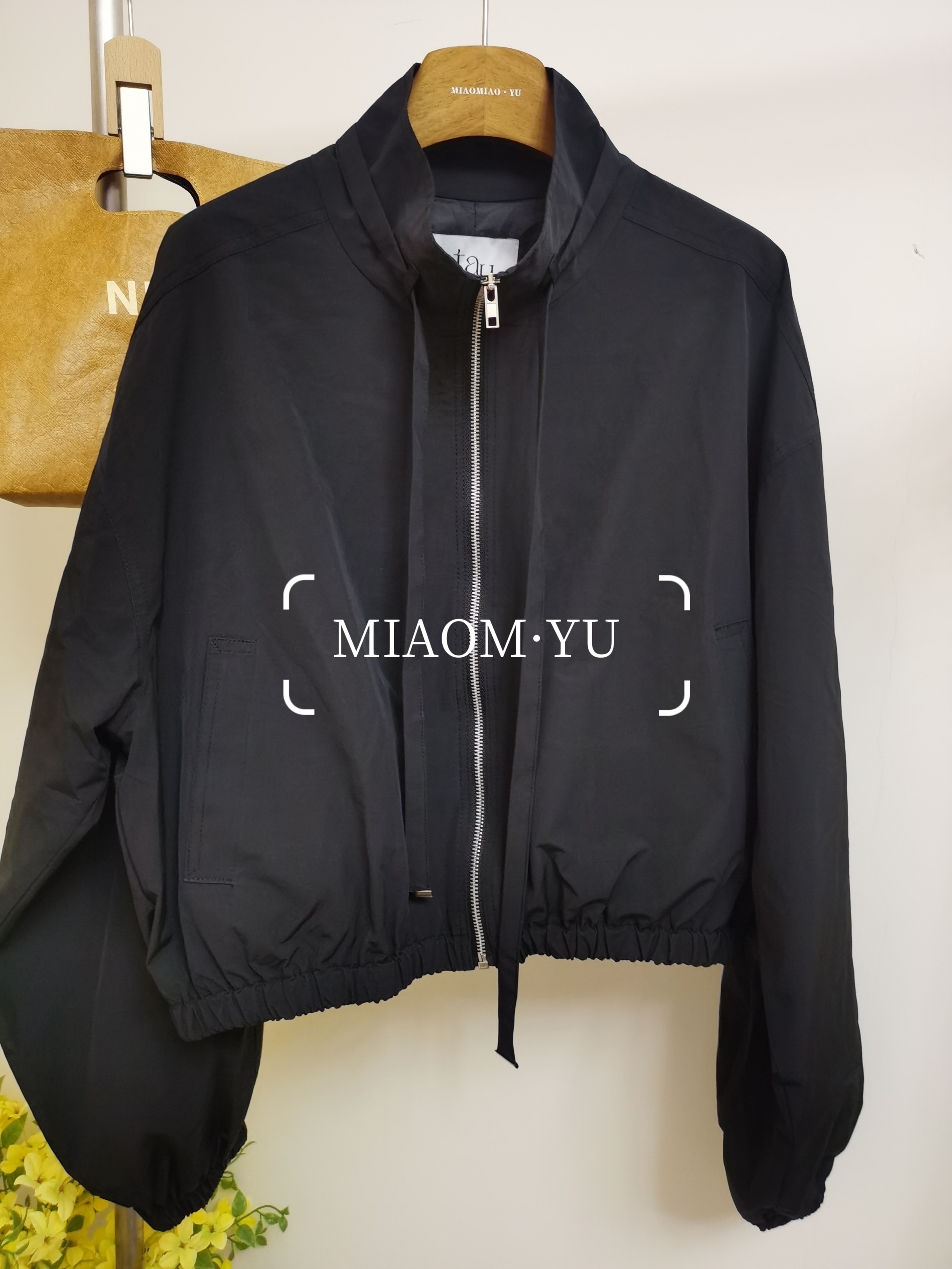 现~韩国正品2025新TAUPE休闲风飘带拉链下摆松紧口袋夹克短外套女