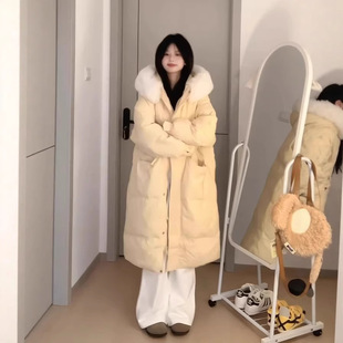 大码奶呼呼黄色中长款毛领羽绒棉服女冬季新款加厚连帽面包服外套