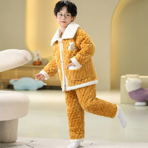 冬季男孩珊瑚绒三层夹棉
