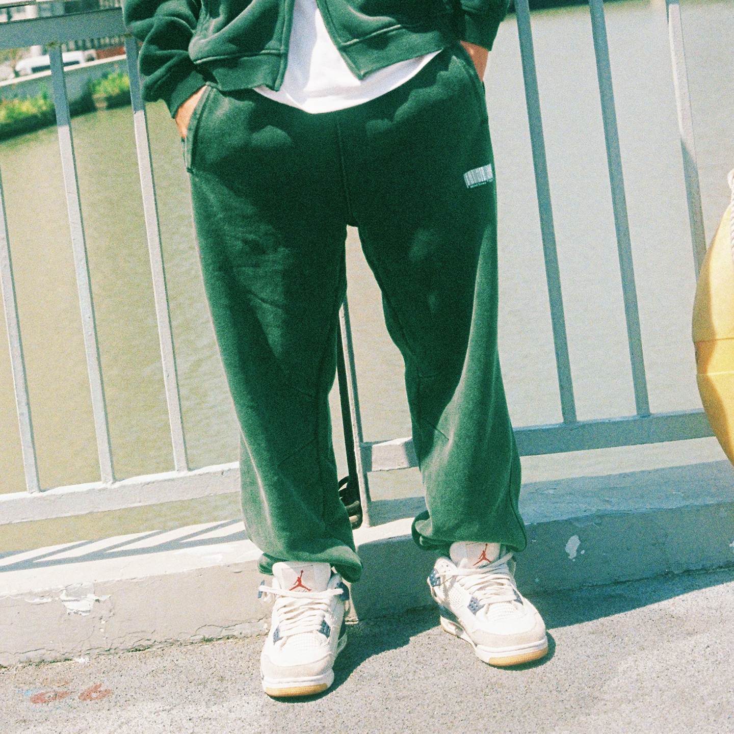 MindError复古水洗做旧加绒卫裤