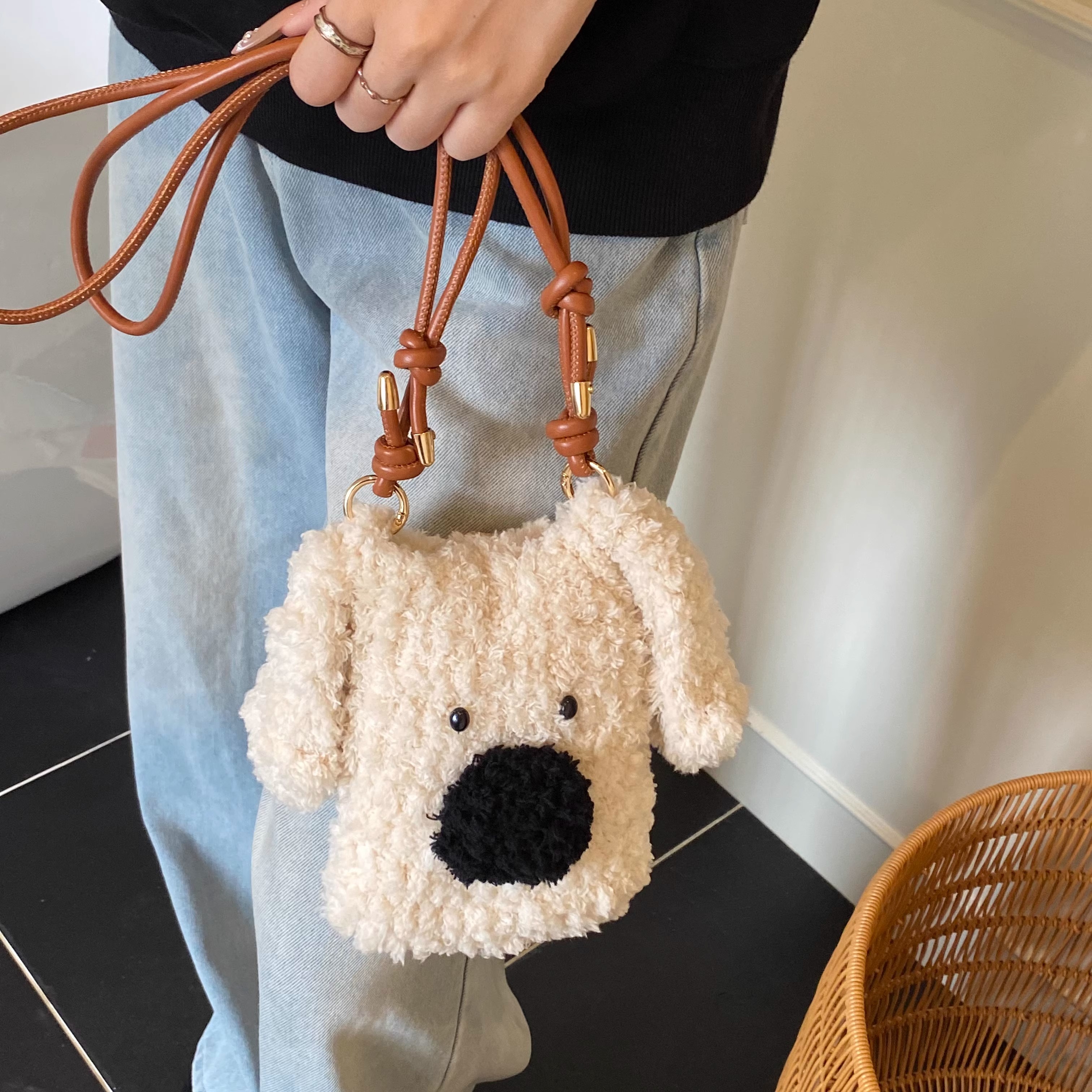 超萌可爱女生小包包2025新款秋冬迷你毛毛包毛绒小狗斜挎包手机包