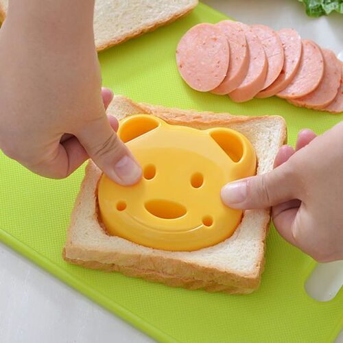 1PC Little Bear Shape Sandwich Mold Cute Bread Biscuits Embo