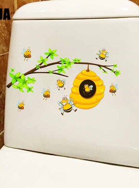 YOJA 22.2X14CM A Swarm Of Bees And Honeycombs Cartoon Funny