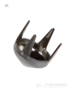 100 pcs Pyramids Rivets Gothic Punk Rivets Silver