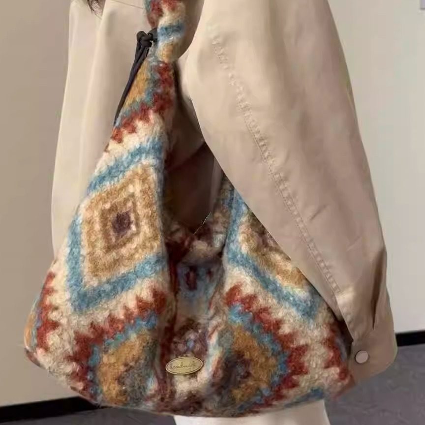 民族风毛呢毛绒包~秋冬新款拉链可调节抽绳单肩斜挎包复古通勤包,箱包皮具/热销女包/男包,托特包,淘宝优惠券,粉丝福利购,淘宝优惠卷