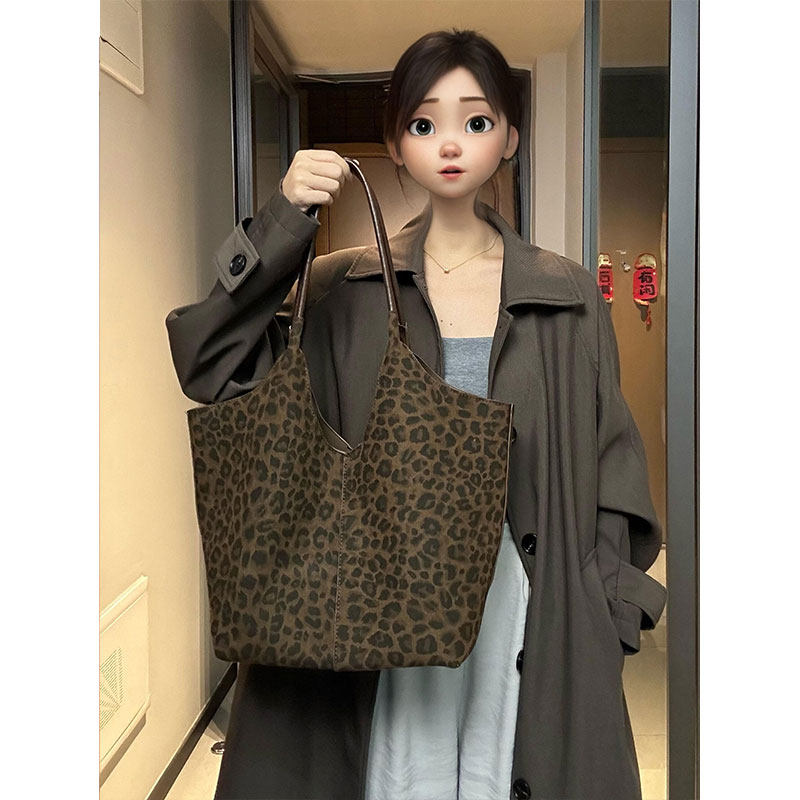 超火复古豹纹手提腋下包包女2026新款高级感大容量通勤单肩托特包