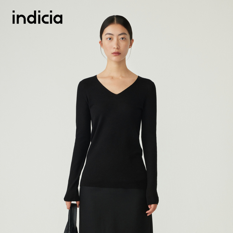 标记羊绒针织衫indiciav领