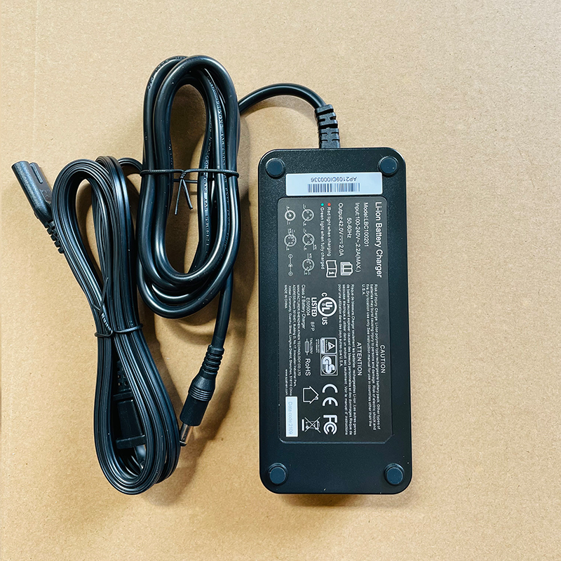 AISIUV/YUEXINUO锂电池专用充电器通用3A输出