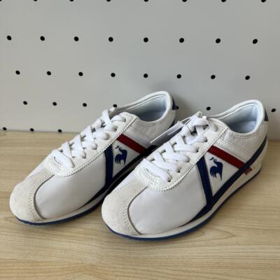 男女款轻便透气经典运动鞋