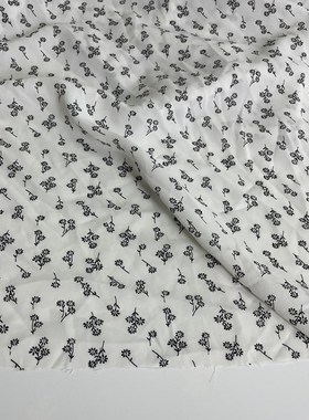 E322白底黑色小碎n花印花雪纺布头 柔软垂坠透气连衣裙上衣diy面