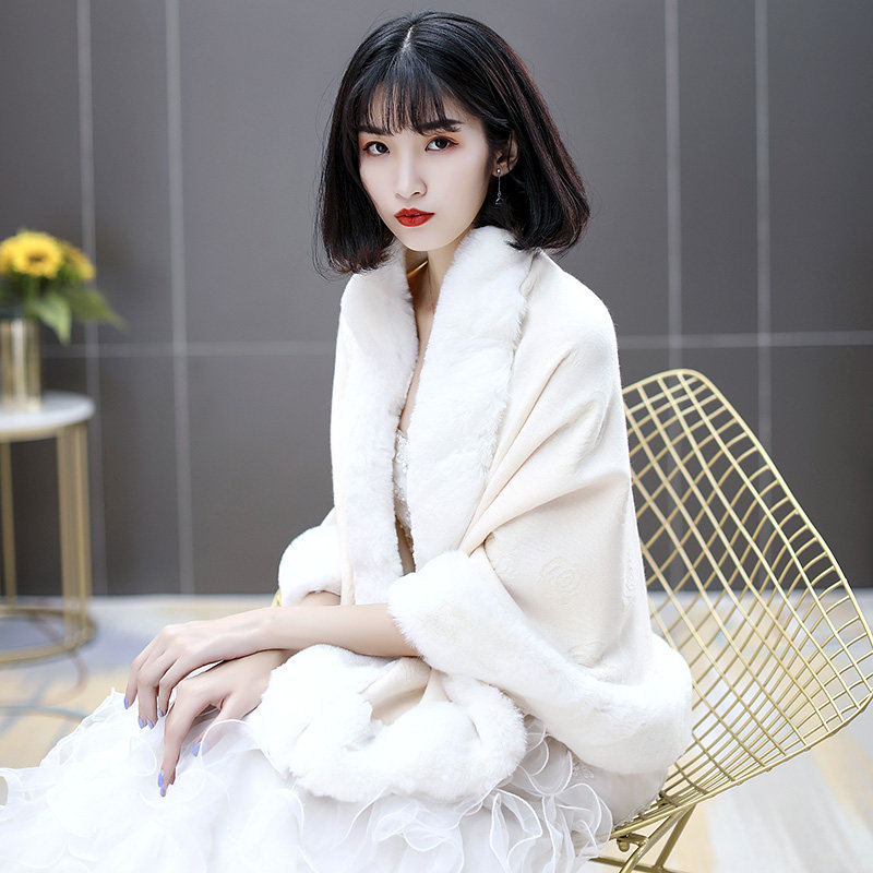 新娘婚纱毛披肩冬结婚保暖秋季外搭斗篷白色披风婚礼宴会外套披风