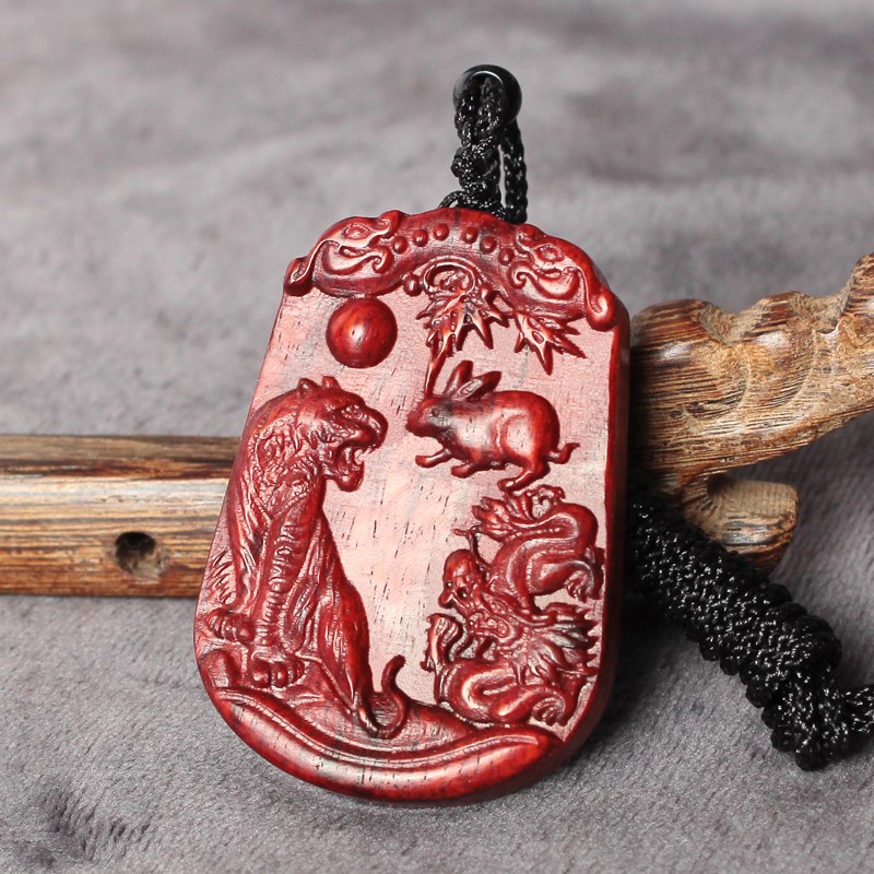 小叶紫檀红木寅卯辰三会木局吊坠项链生肖龙兔虎木雕挂件刻字定做