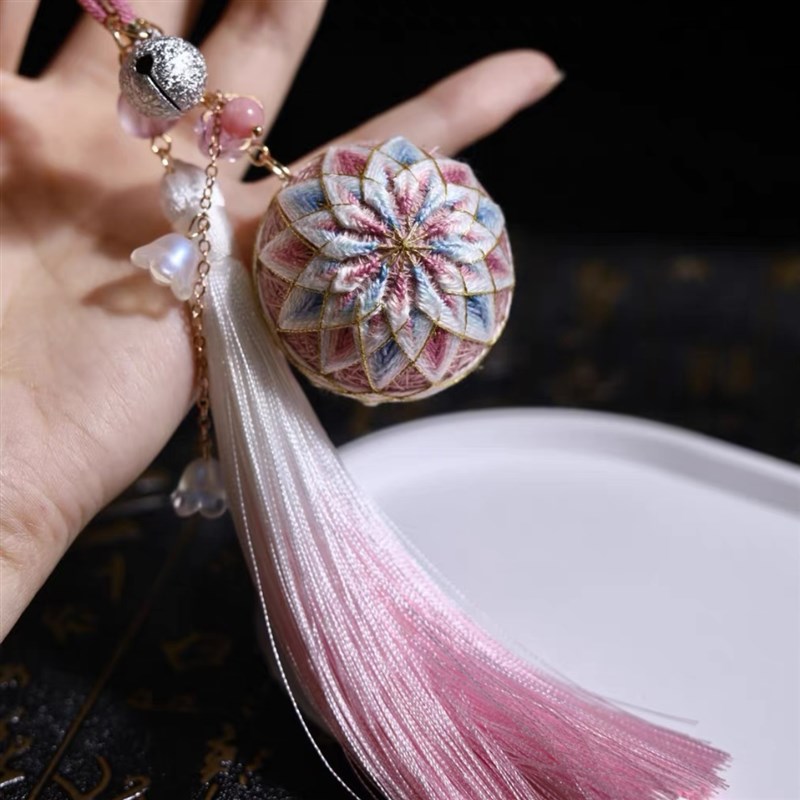 鞠兔叽手鞠球DIY材料包饰品配件刺绣香囊成品汽车挂件件送朋友礼