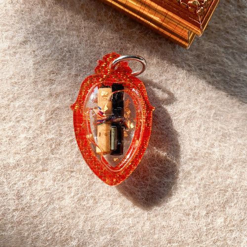 泰国特色手工艺品 阿赞空撒 燕通 佛牌 详情咨询客服 泰国特色