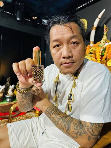 泰国特色手工艺品 阿赞湿 幸运香水 接FF详情咨询客服   泰国特色