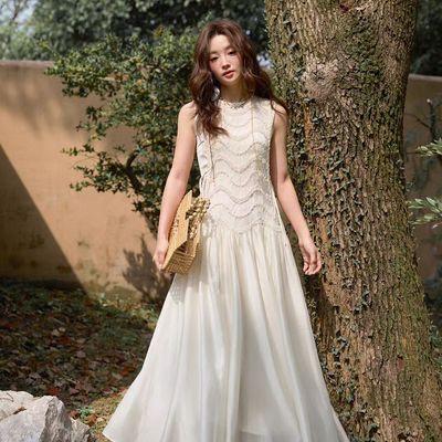 米米26年早春上新织带边拼接长裙连衣裙B6126