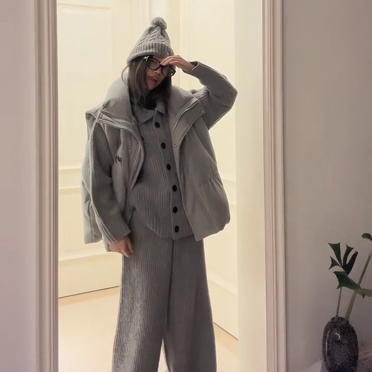 米米冬上新爆款刺绣立领百搭马甲羽绒羽绒服8339马甲