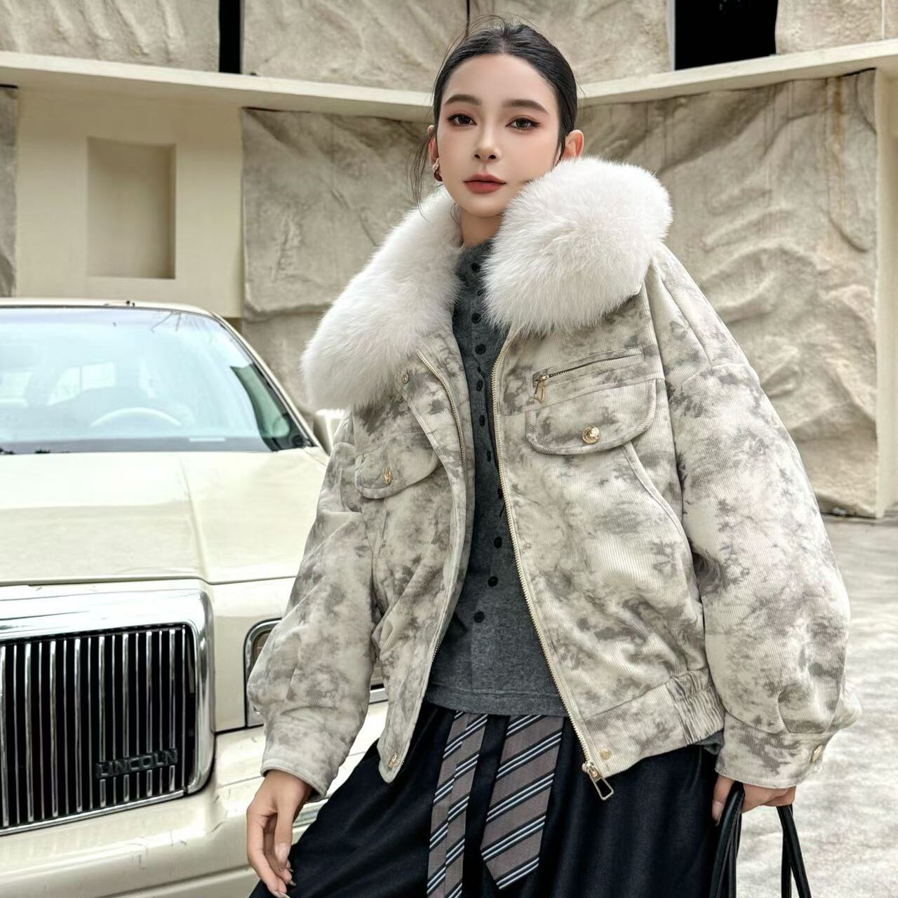 米米派克服短款加厚保暖羽绒服外套(配可拆卸真狐狸毛毛领)69857