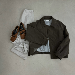 米米设计修身短款皮衣亮面质感撞色线迹设计感皮衣26003