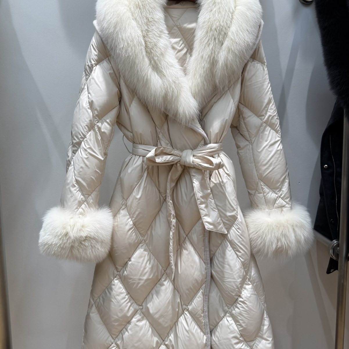 米米款韩版潮保暖羽绒服外套(配毛领狐狸毛真毛可拆卸,腰带)878