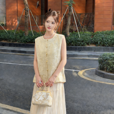 米米26年早春上新高级感重磅刺绣优雅国风马甲xx8723