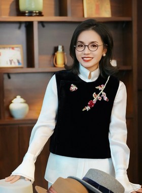 米米店26年早春蝶恋花方块短款真丝丝绒轻奢洋气马甲YS544-G408