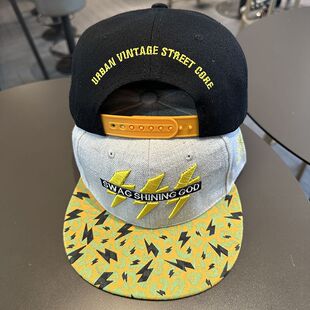 闪电灰帽子男款春秋大头围平沿帽显脸小板帽学生帽嘻哈帽女棒球帽