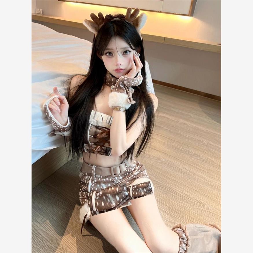 小众纯欲设计性感辣妹抹胸上衣高腰包臀短裙两件套女装秋冬季新款