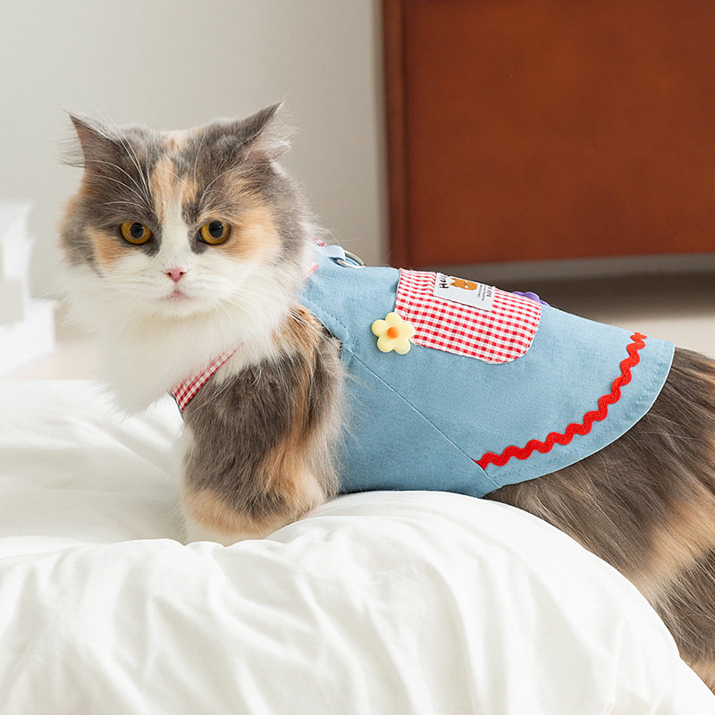 猫咪衣服春季薄款格子口袋牛仔背