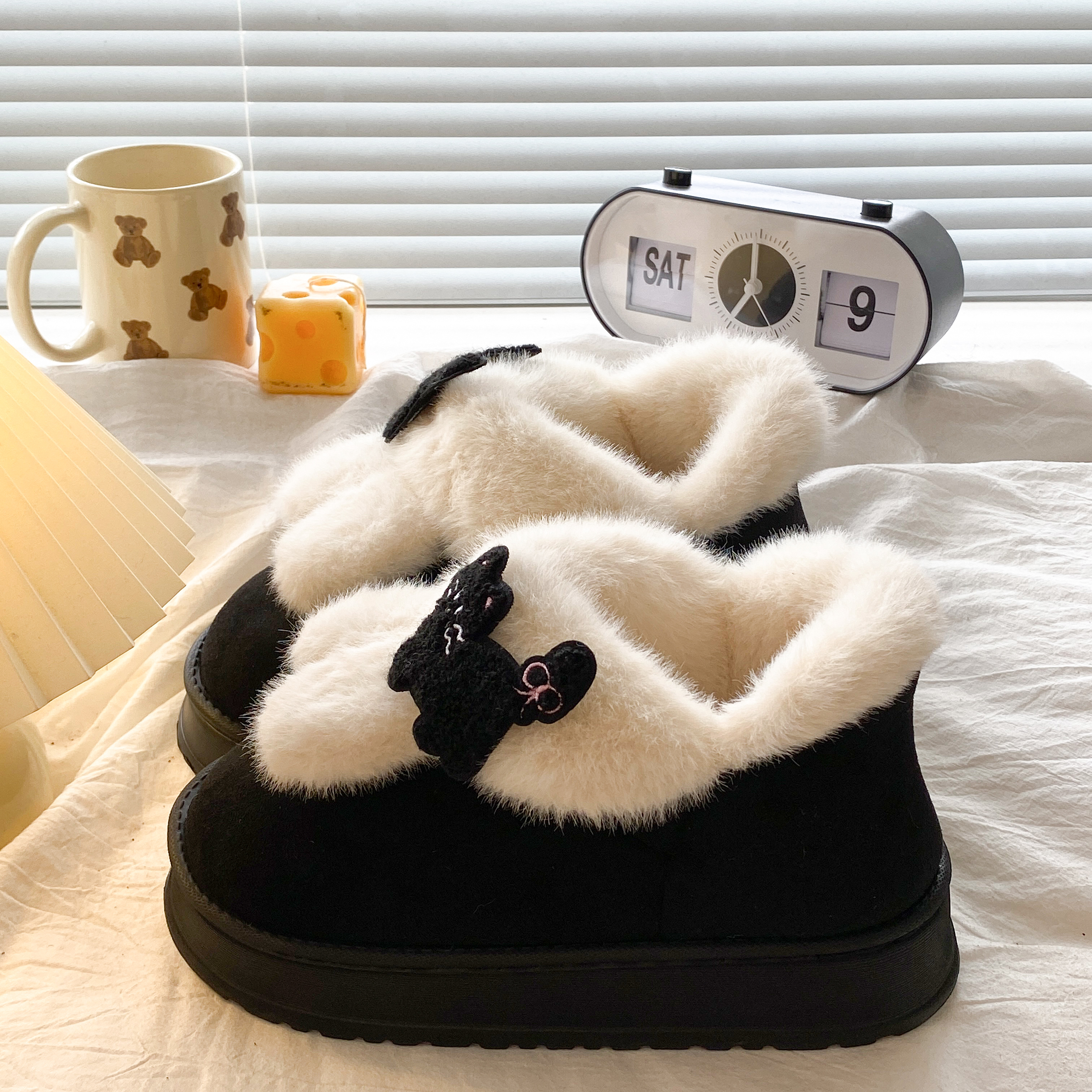 可爱兔耳朵棉鞋女士2025新款秋冬季加绒加厚保暖防滑棉拖鞋棉靴子