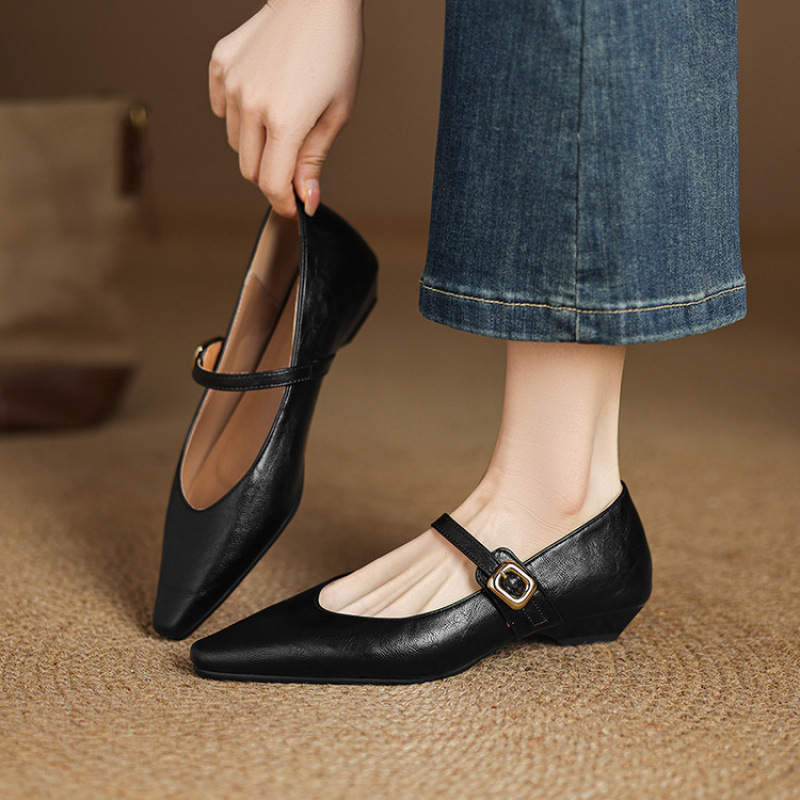 大码单鞋女41到43浅口尖头百搭春秋法式玛丽珍鞋2025新款低跟女鞋
