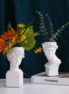 速发树脂人几创意摆像设计少雕塑花瓶艺术轻奢客厅茶件装饰