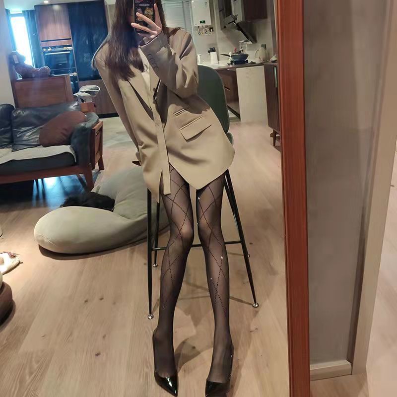 钻石丝袜新款2021爆款网红黑色insf风时装网袜女日系潮流提花菱形