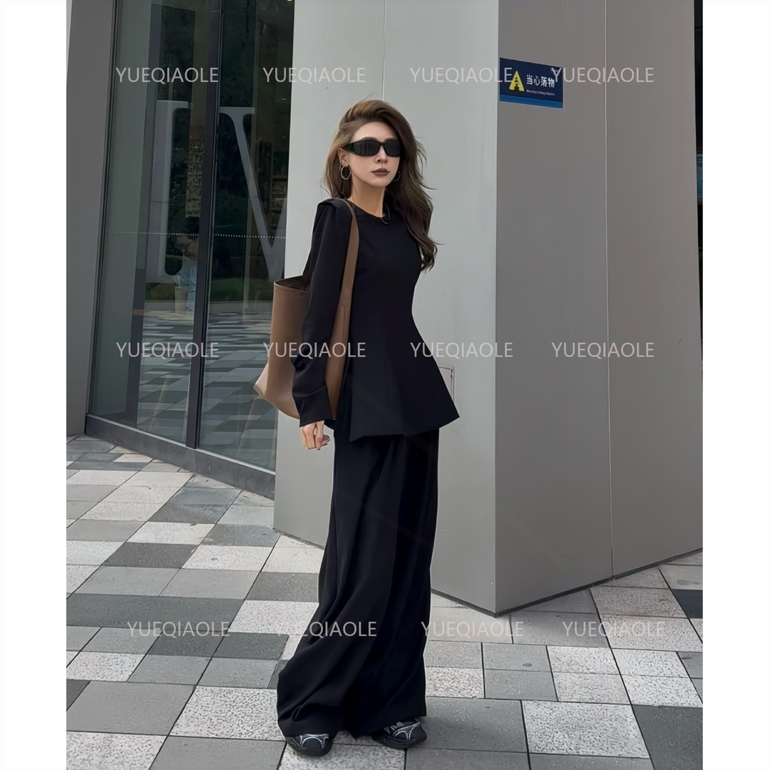 女2025年秋季新款时尚设计感上衣