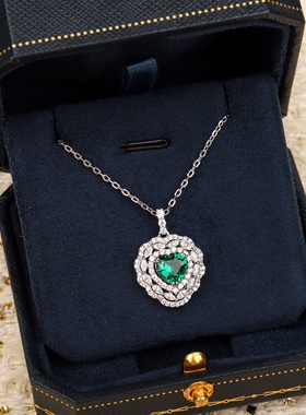 925银祖母绿高碳钻项链爱心吊坠