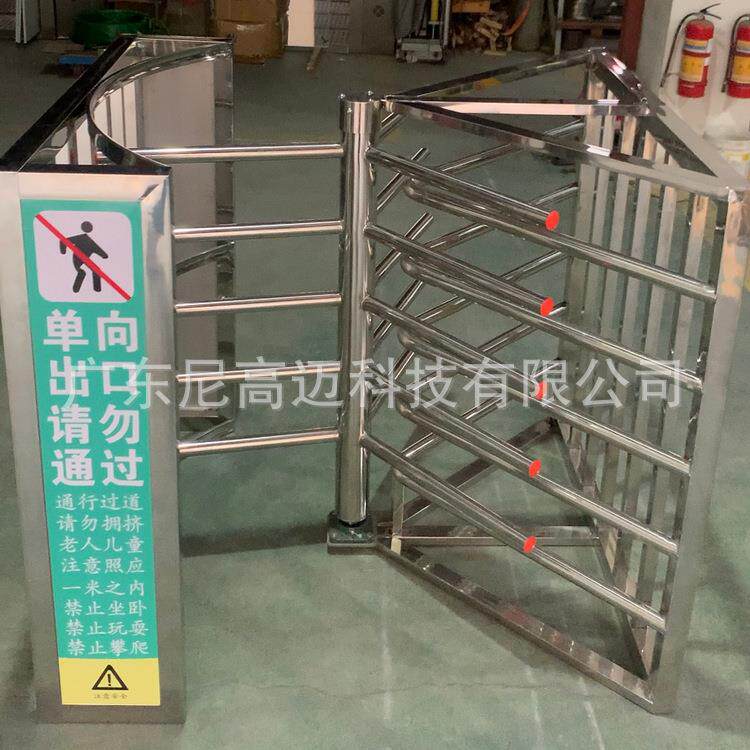 尼高迈手动栏杆半高门 驾校球馆人行旋转门闸 不锈钢梳状矩形转闸