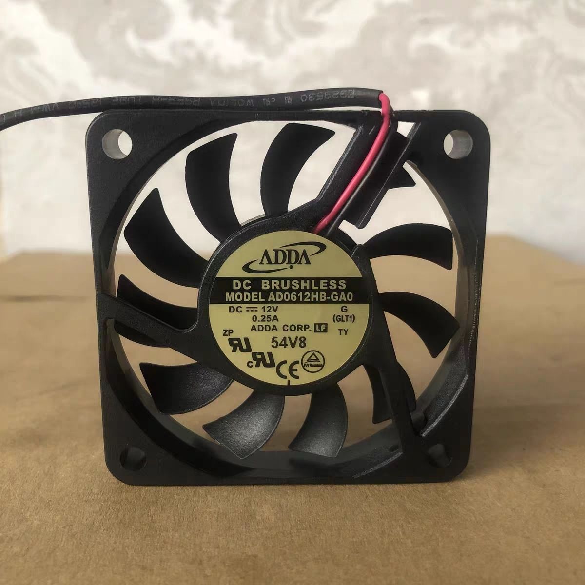 台湾A全新风扇6CM012V.2