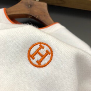 欧洲站秋冬新款轻奢潮流针织圆领上衣男士刺绣修身百搭休闲打底衫