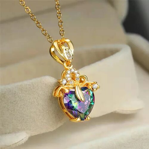 Heart Pendant Heart Shape Women Necklace Royal Queen