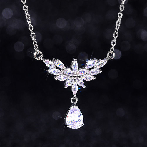 Trendy Ins New Exquisite Pear-shaped Water Drop Pendant