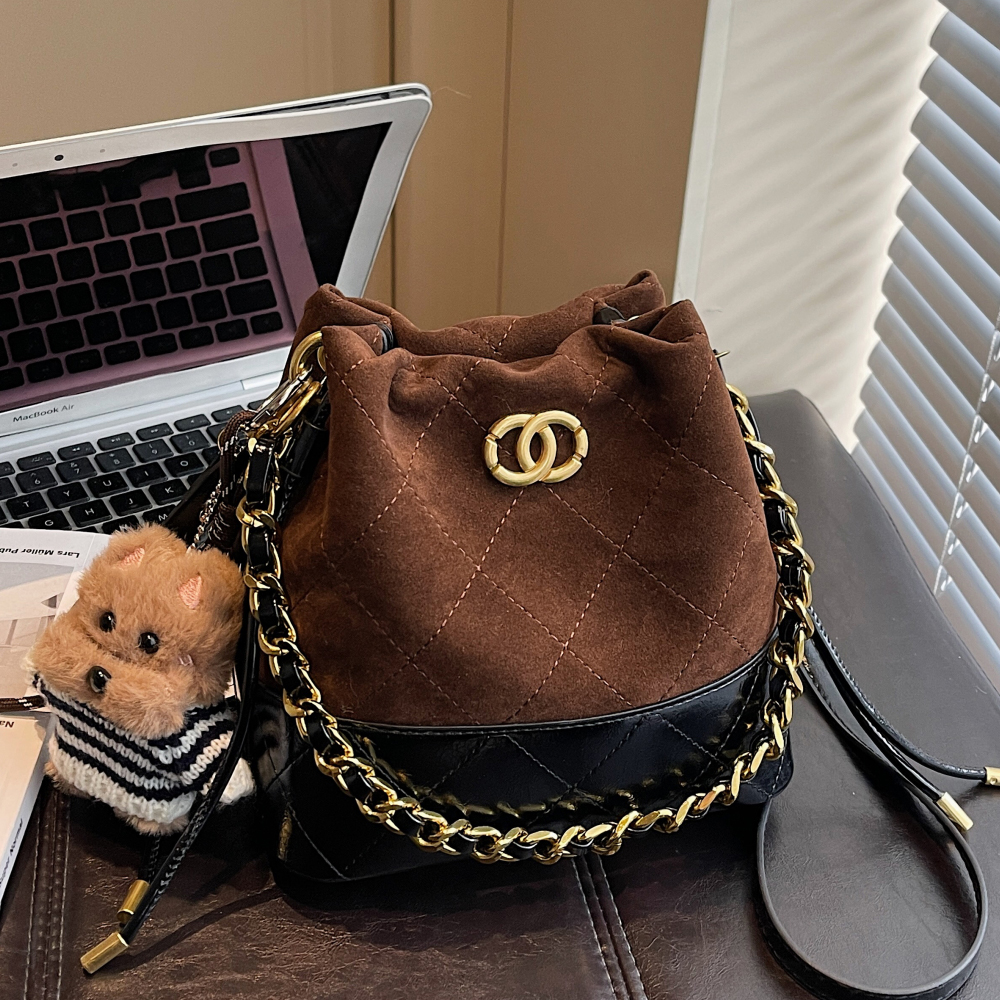 高级感复古水桶包女小包