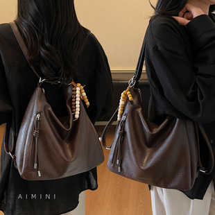 复古质感托特包女2025秋冬新款时尚日常通勤包百搭单肩斜挎双肩包