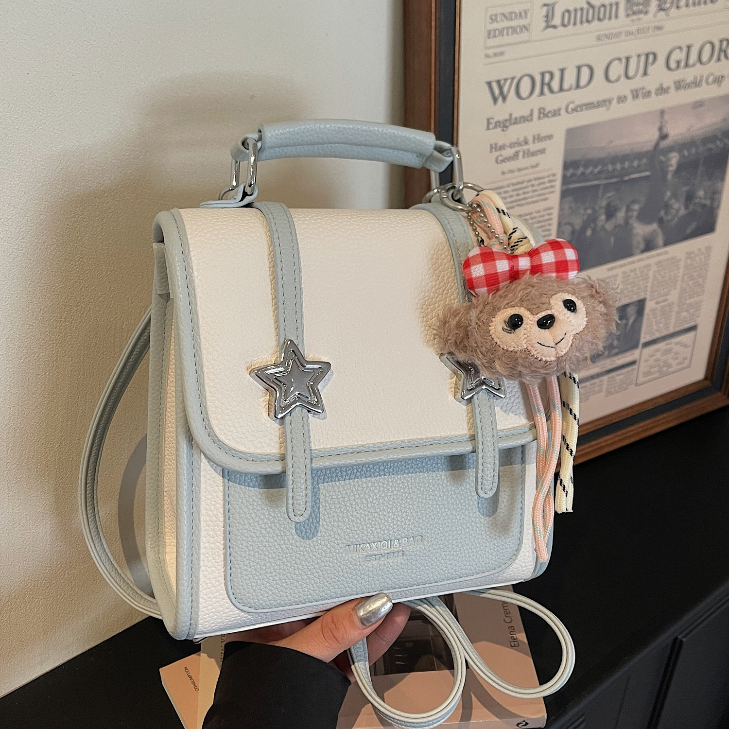 高级感撞色双肩包女小型2026春季新款时尚百搭通勤小背包斜挎包