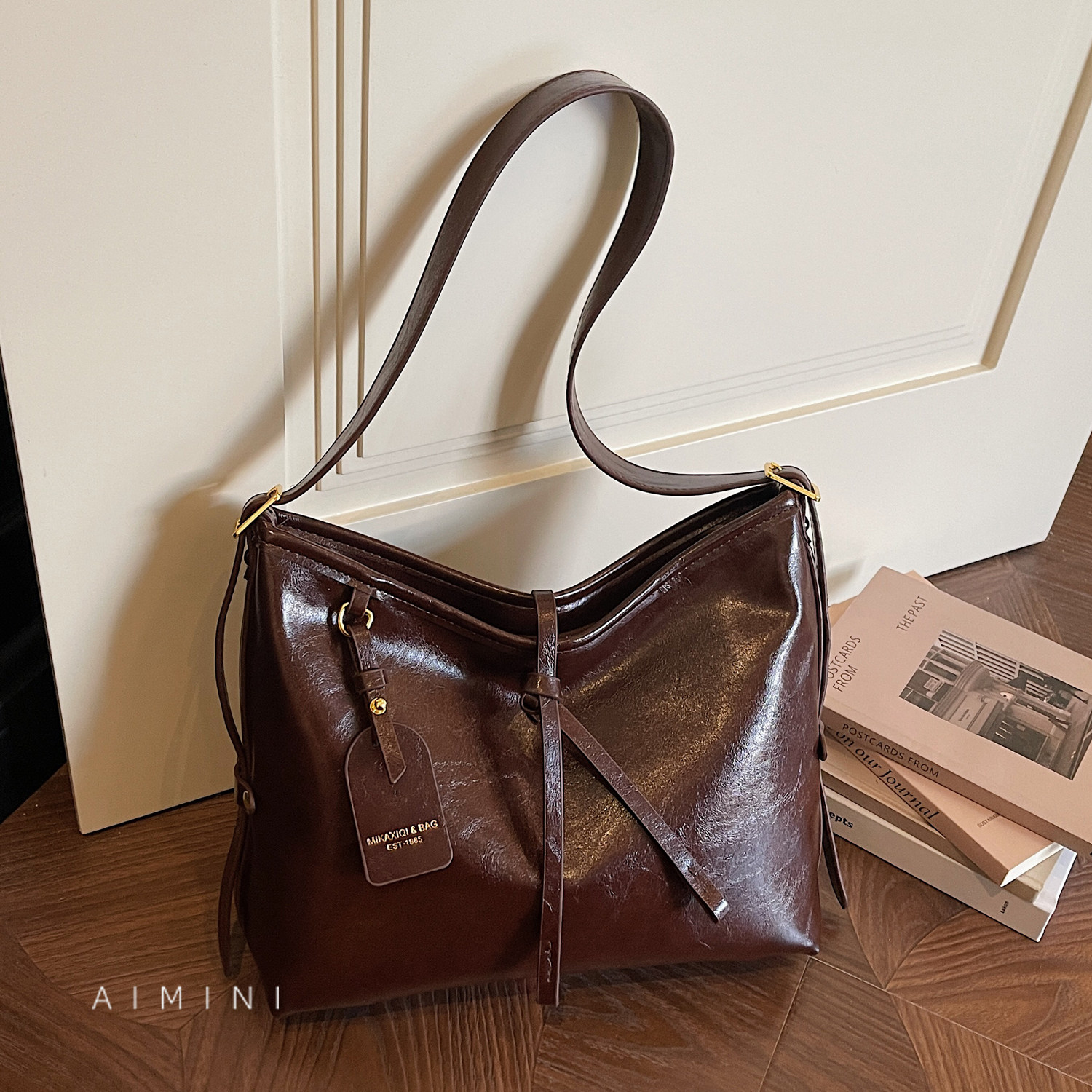 复古托特包女2025冬季新款时尚百搭日常简约大气通勤单肩斜挎包