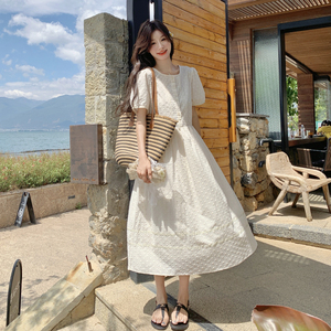 新款 可可旅拍 杏色刺绣绣花裙 RF2C036-L506-P135-K198图片