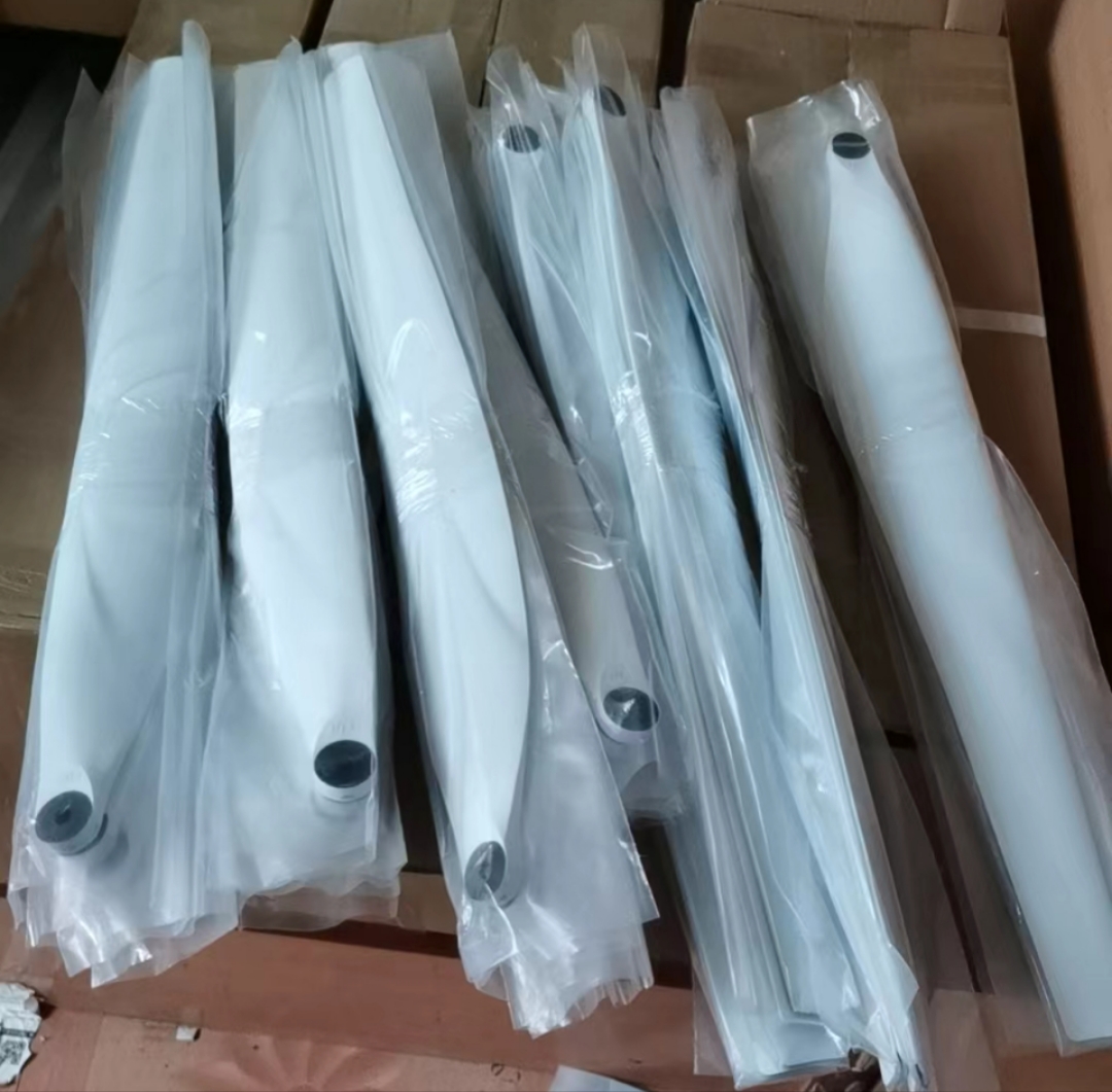 大疆T50/T40白色桨叶全新原厂