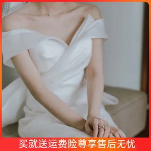 婚纱礼服一字肩轻新款新款新娘主纱鱼尾缎面出门纱鱼尾小拖尾夏季